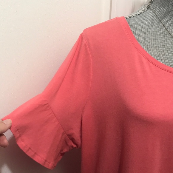 Peplum Top 🔆NWOT🔆 - Picture 3 of 6